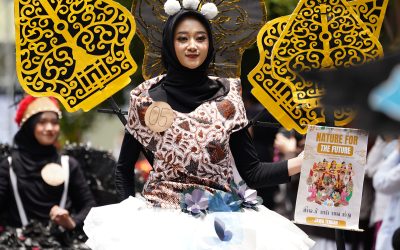 Fashion Show Bahan Daur Ulang Warnai Rangkaian Milad ke-34 UNISA Yogyakarta